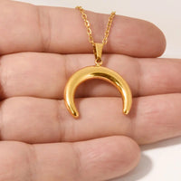 Nuevo collar dorado de acero inoxidable, luna creciente, mal de ojo, corazón, cruz, libélula, sol, luna, colgantes, collar, dijes de joyería para mujer