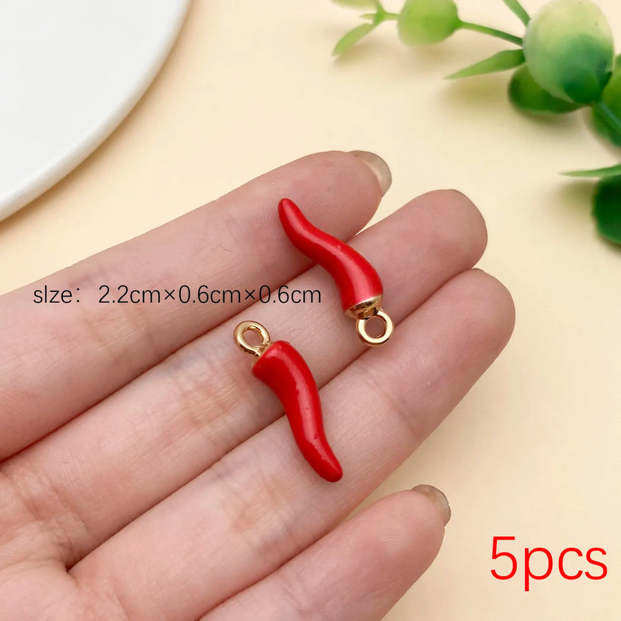 5/10 Uds. De dijes de pimiento de aleación de esmalte rojo, suministros artesanales para pendientes, pulseras, collares y llaveros/acceso de bolsa hechos a mano
