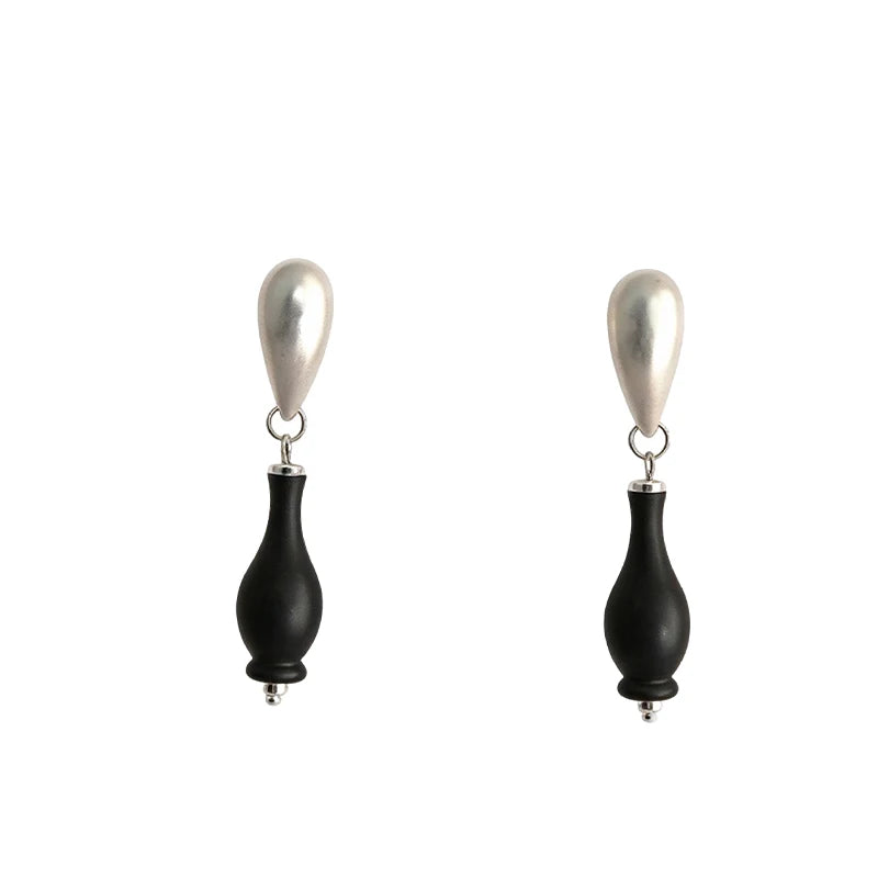 Accesorios de joyería para mujer y hombre, pendientes con forma de gota de agua en dos tonos, hechos de aleación de cobre, pendientes colgantes de estilo vintage atemporales para mujer.