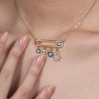 Un collar de la serie con clip de ojo del diablo, moderno, simple y versátil, adecuado para el uso diario de las mujeres