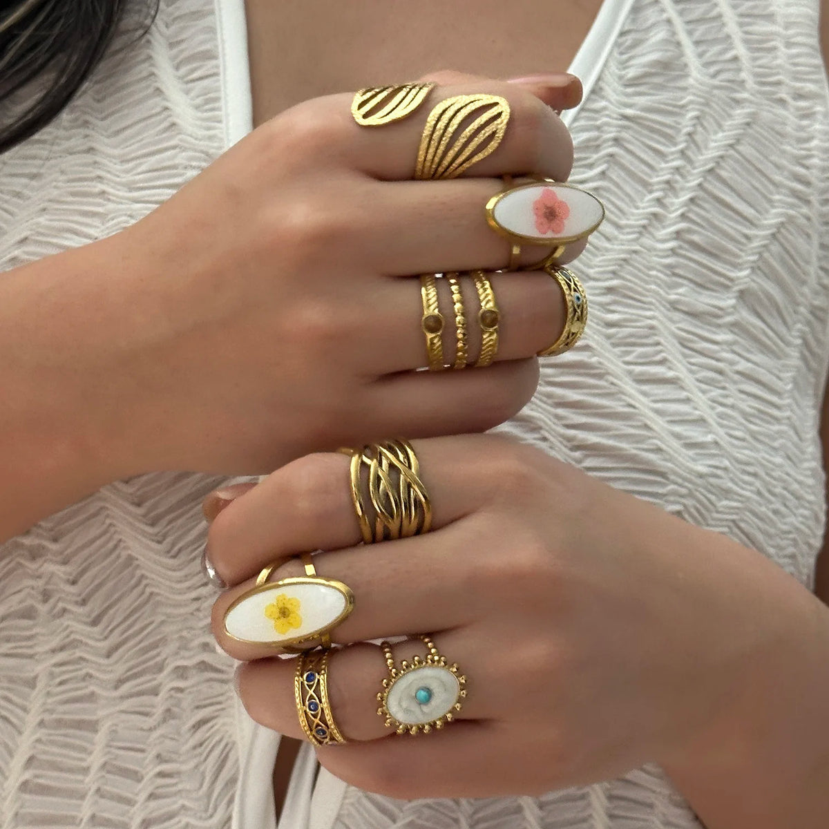 Anillo Ojo Turco Flores y Hojas Apilable