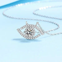 Collar con Colgante de Moissanita de 0.5 Quilates con Diseño Elegante de Ojo de Diablo en Platino PT950 para Chicas, Regalo de Cumpleaños para Mujeres, Joyería Fina
