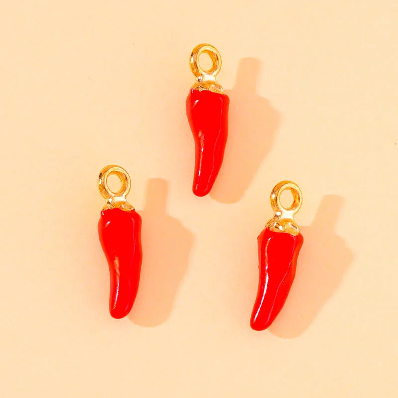 20 piezas 5*18mm lindo esmalte rojo chile vegetal encantos colgante de aleación para DIY collar gota pendiente artesanía joyería accesorio
