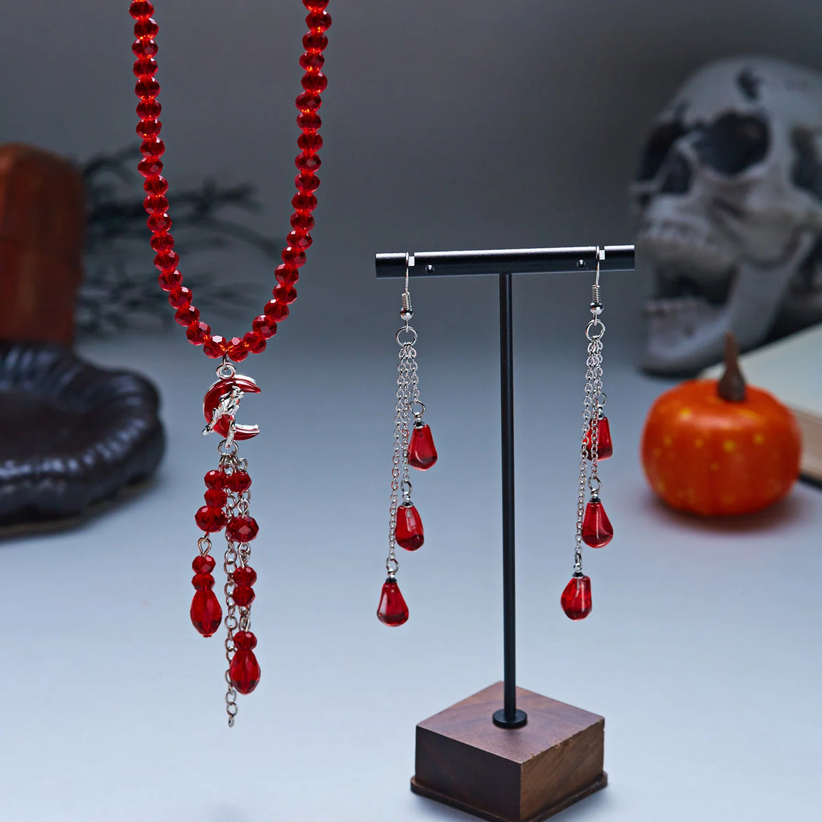 Pendientes góticos con forma de lágrima de sangre de vampiro para mujer, pendientes largos con borlas, pendientes de cristal con forma de gota de agua roja, regalo de joyería para Halloween