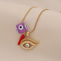 Collar Ojo de Demonio Retro con Labios y Chile, Elegante y Versátil, Cadena de Clavícula de Acero de Titanio