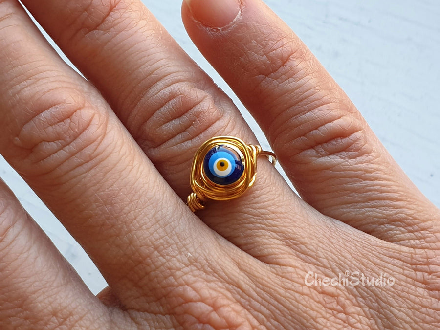 Anillo Ojo Turco Alambre Dorado Apilable