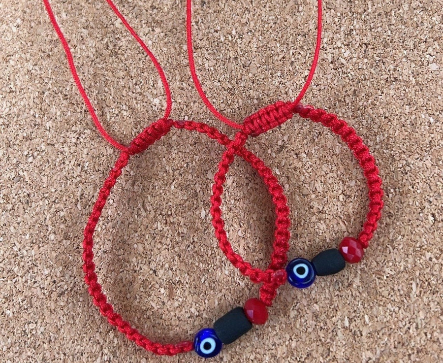 Pulsera Azabache Bebé Macramé Rojo Clásica