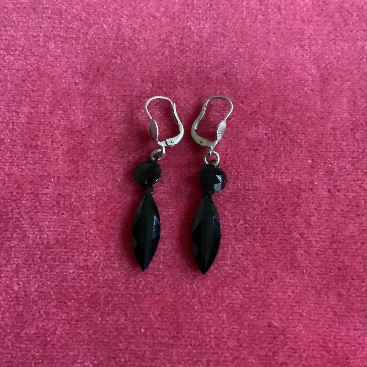 Aretes Negros Estilo Victoriano