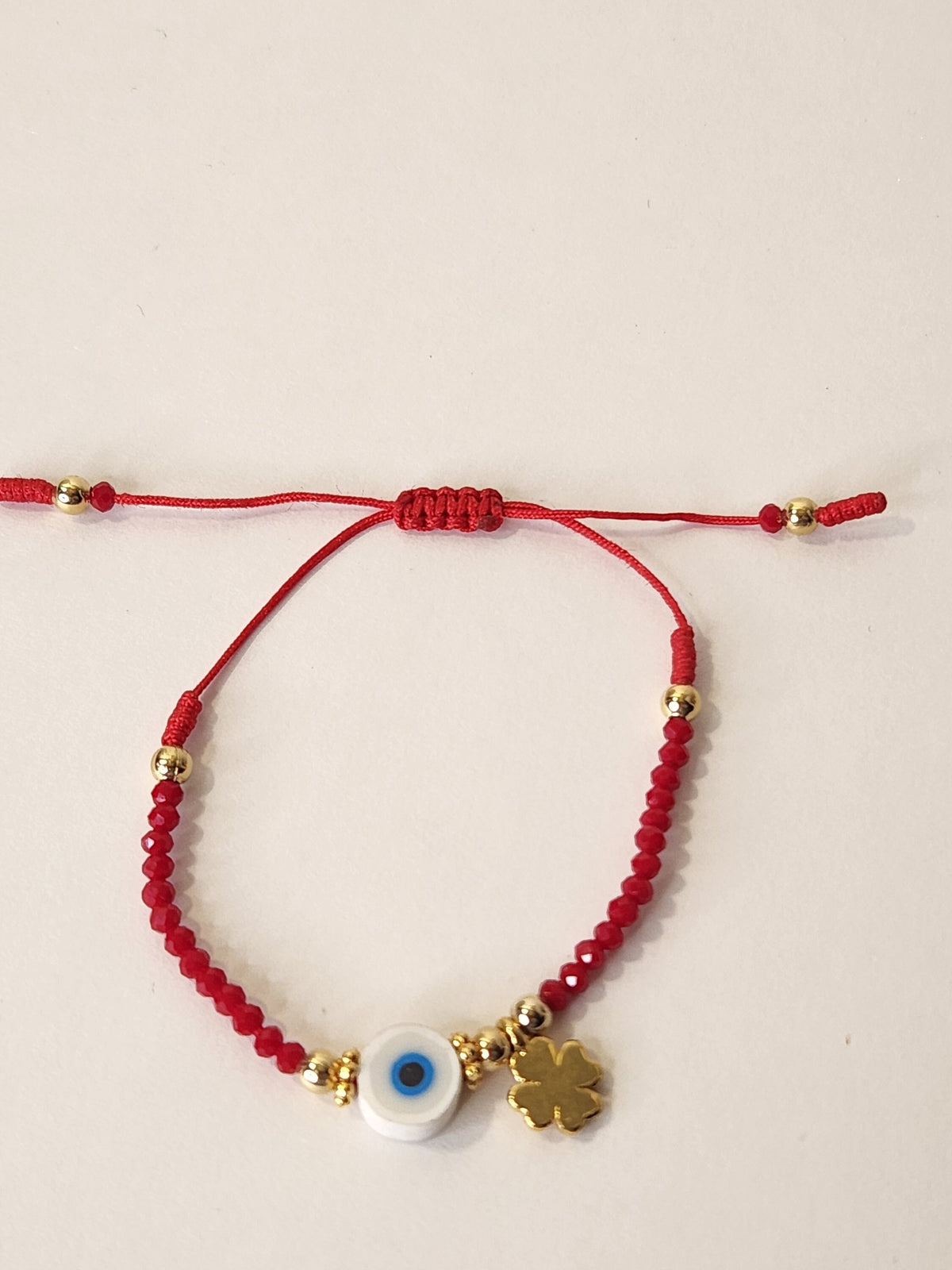 Pulsera de la Suerte Cuentas Rojas, Ojo Turco y Trébol
