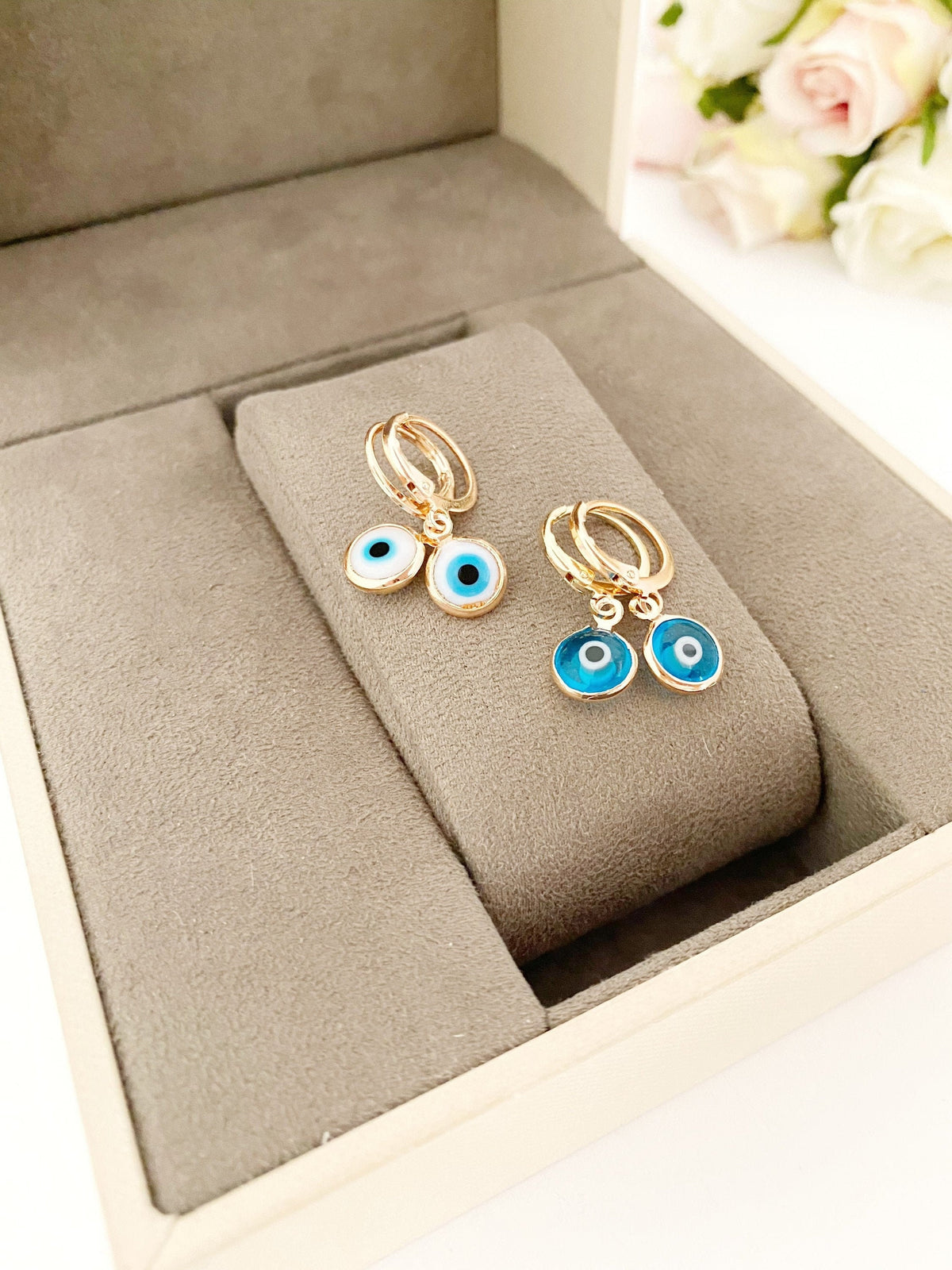 Aretes de Argolla Ojo Turco Cristal Azul
