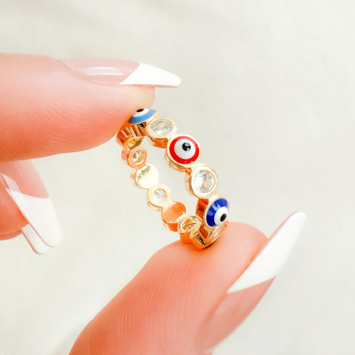 Anillo Ojo Turco Oro Apilable Circonitas