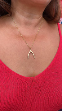 18k Gold Filled Box Chain Necklace With Minimalistic Luck Bone Pendant Design, Wishbone
