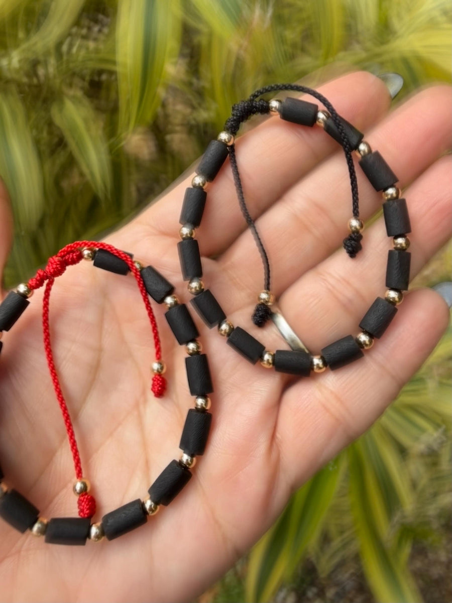Pulsera Azabache Auténtico Hilo Rojo Oro 18K