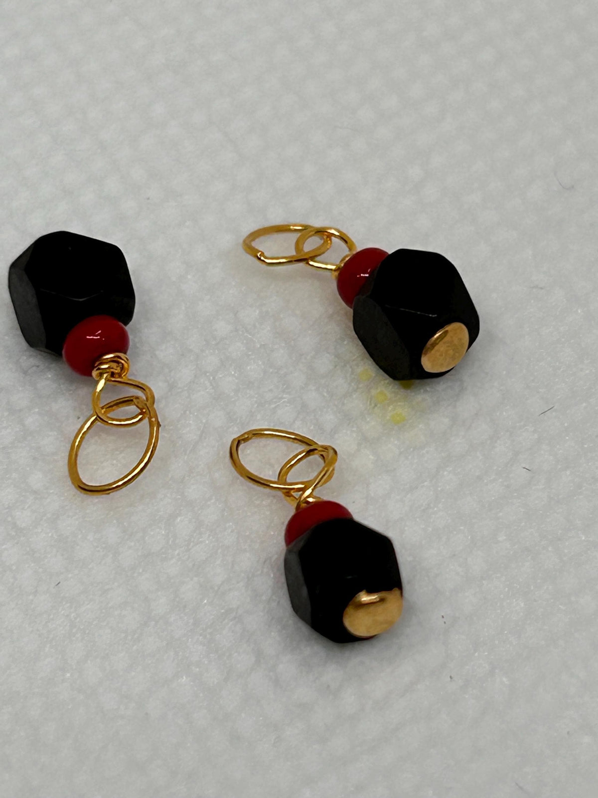 Colgante de azabache de 14 quilates