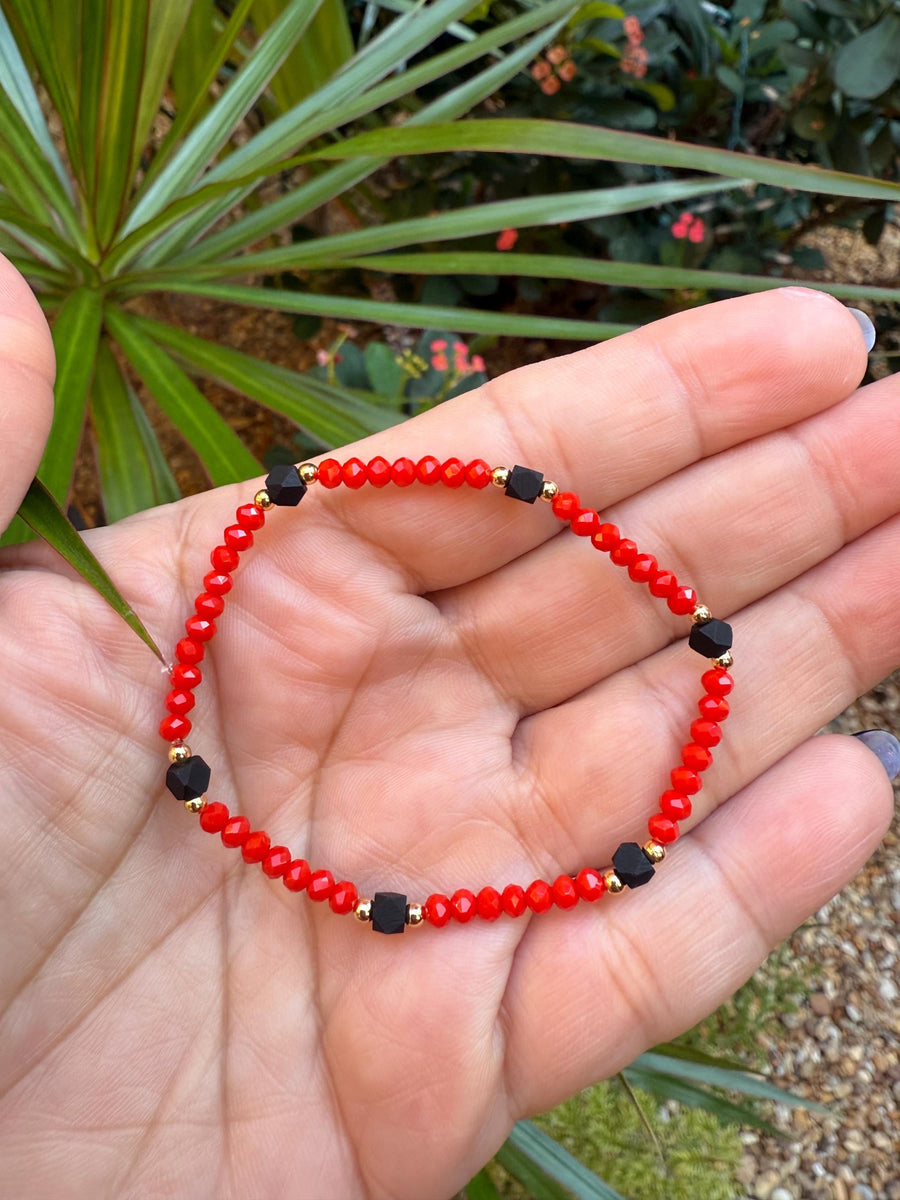 Pulsera Azabache Genuino y Cristal Rojo Elástica
