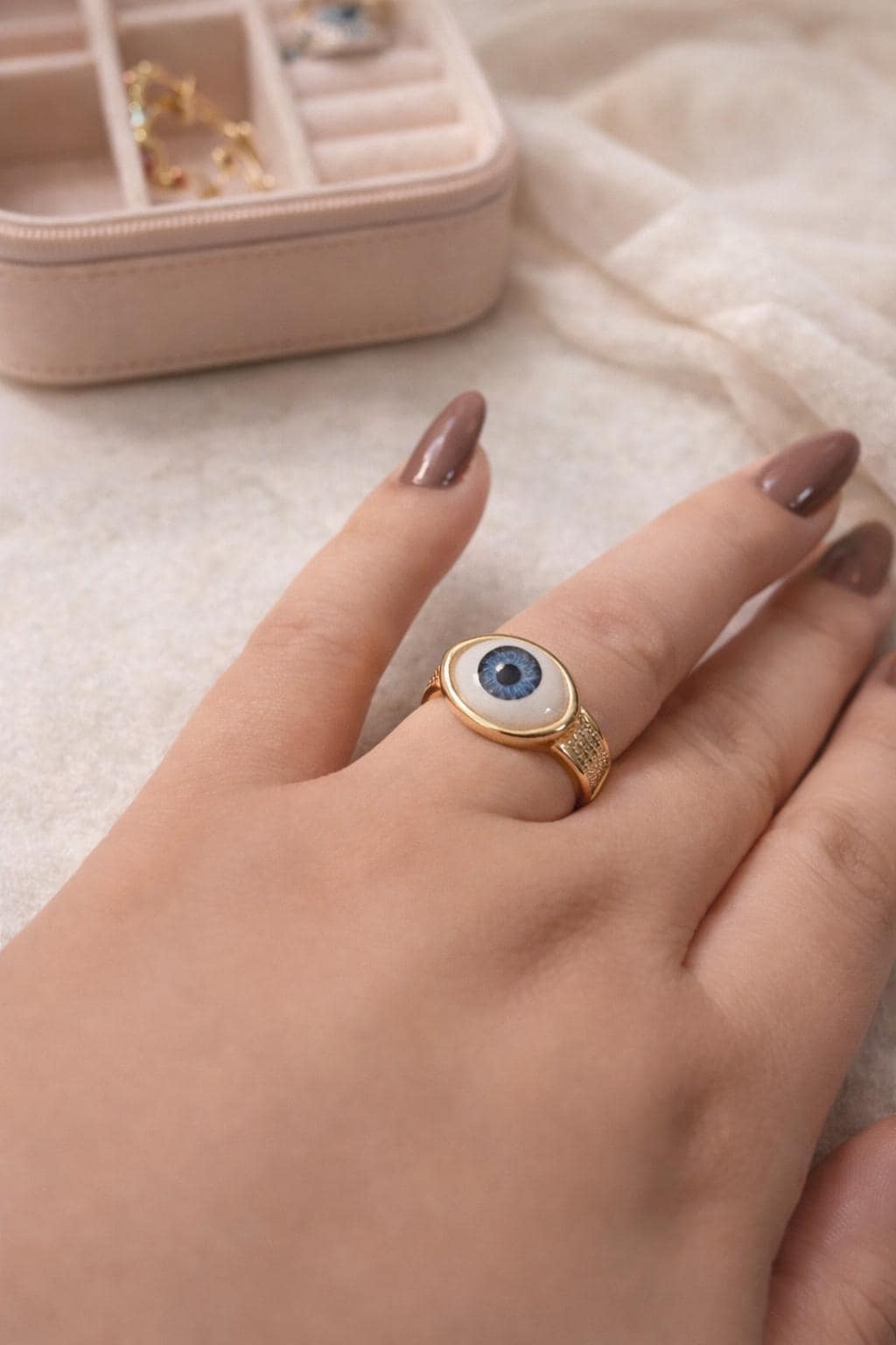 Anillo Ojo Turco Dorado Delicado