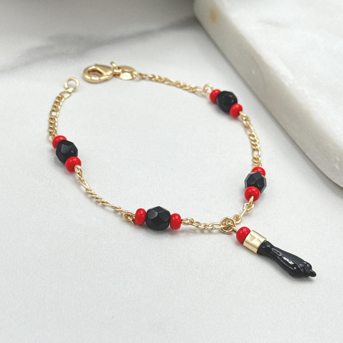 Pulsera Mano Figa Azabache Cadena Fígaro Oro 18K