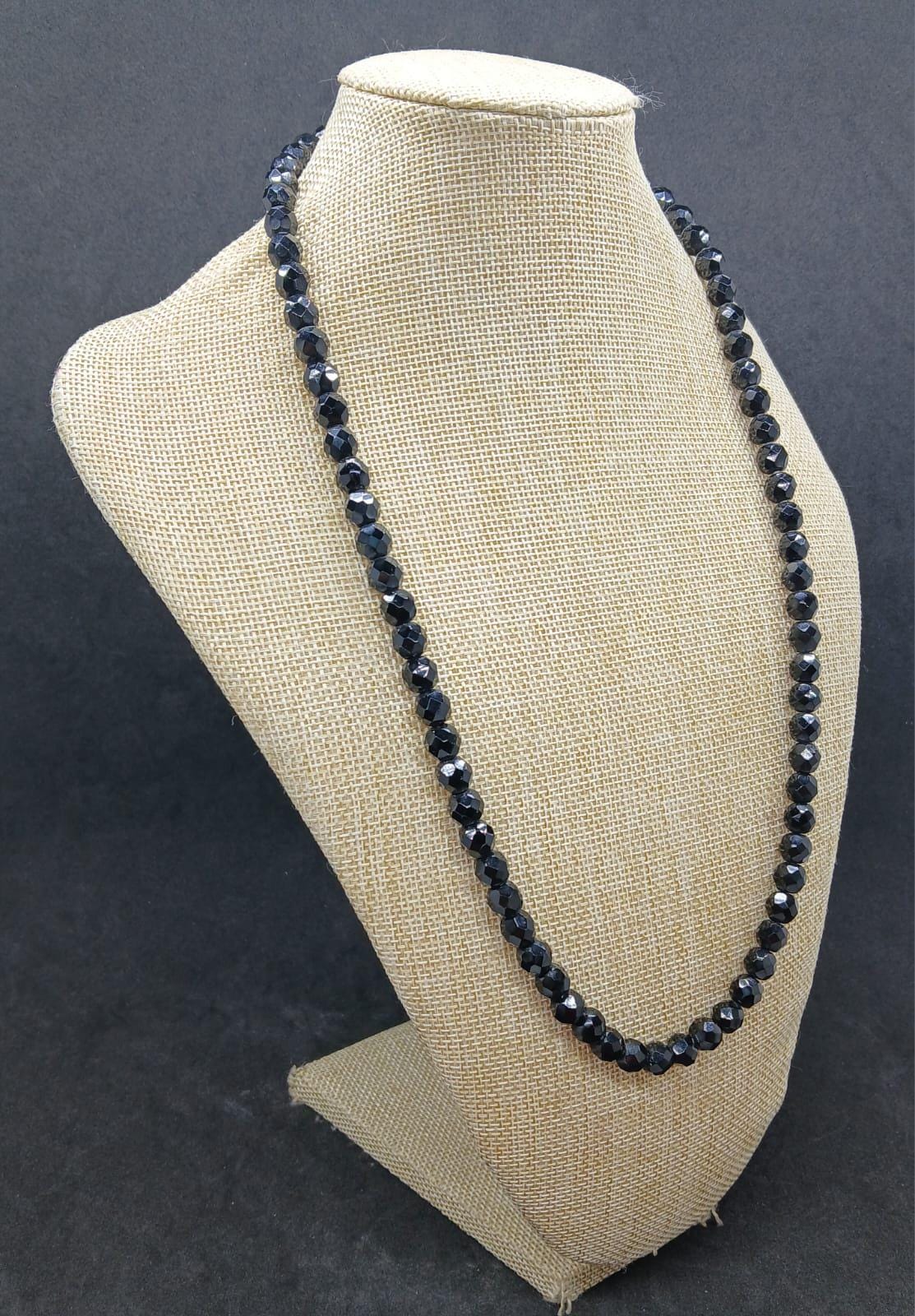 Collar vintage de azabache