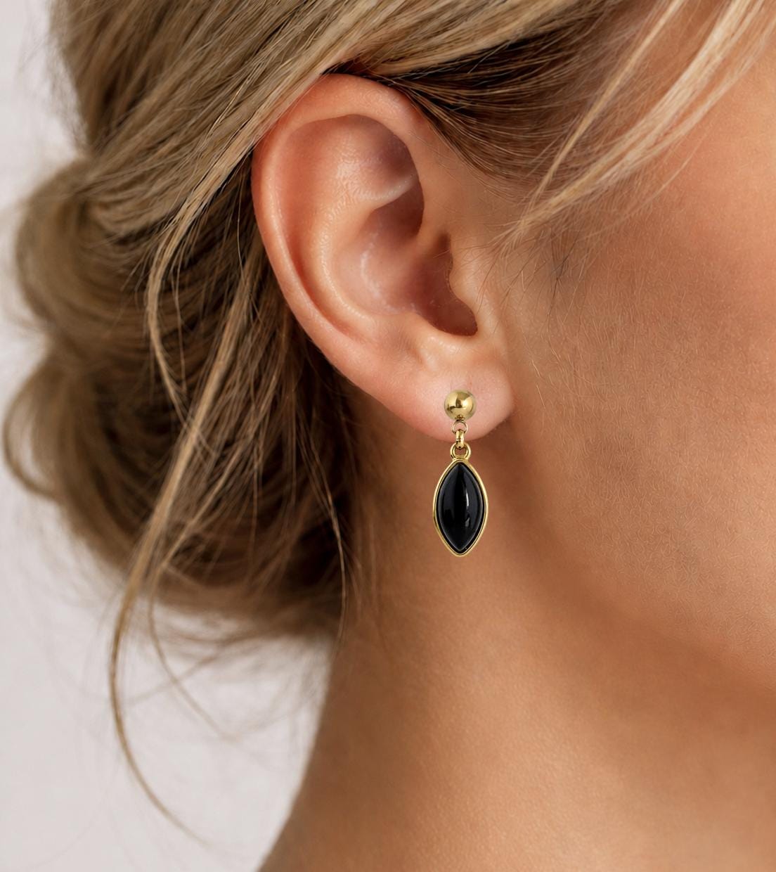 Aretes Colgantes Obsidiana Negra Marquesa Dorados